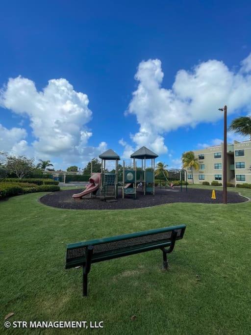 Upscale Condo At Aquatika Beach & Vacation Villas Loiza Exterior foto